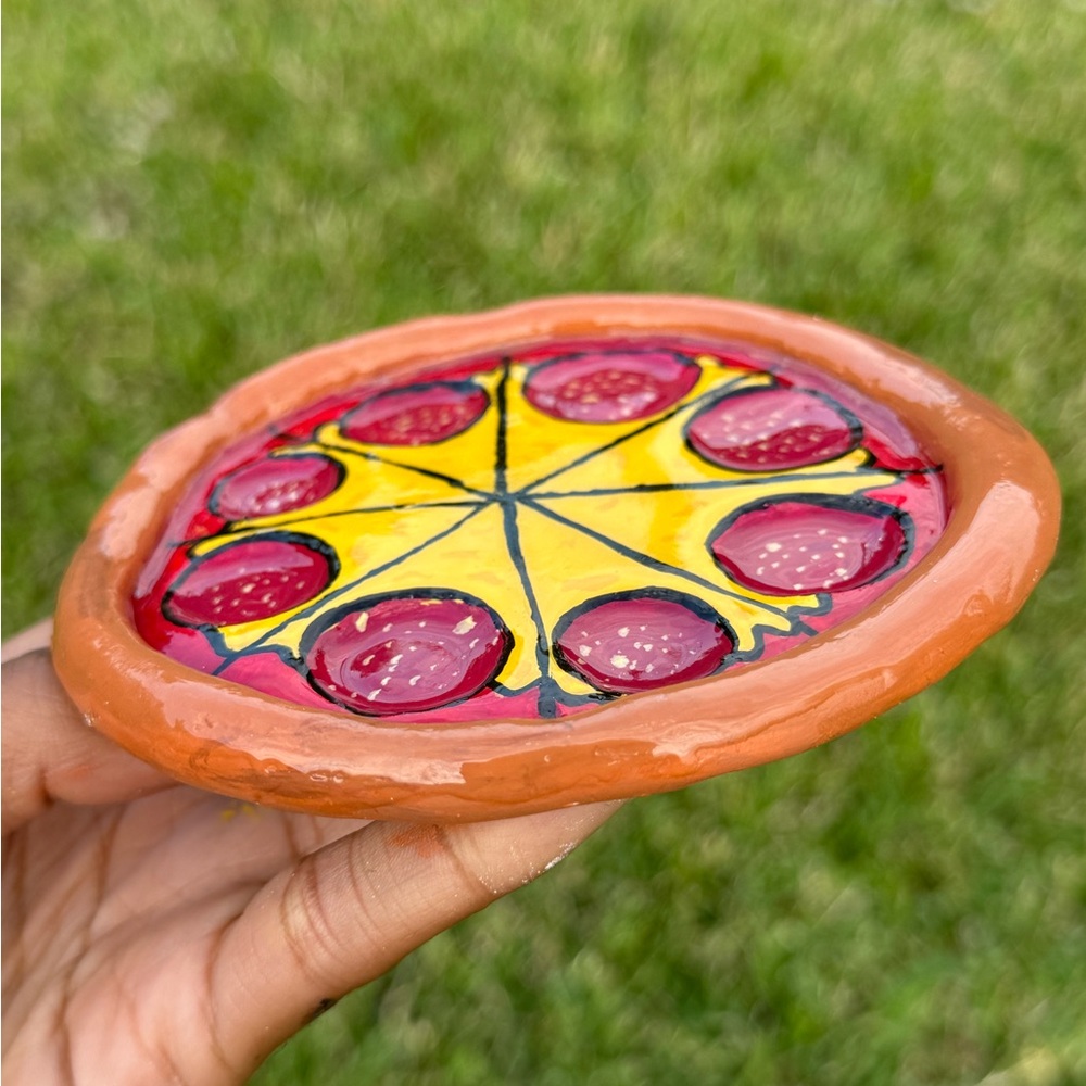 Handmade Pizza paint palette for creative artist.